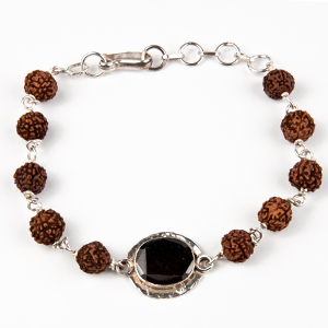 Bracelet For Aquarius/Capricorn
