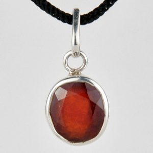 Gomed Locket